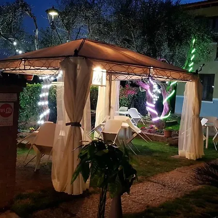 Napoleone Apartman Solferino