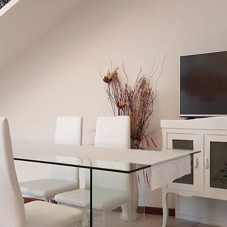 Napoleone Apartman Solferino